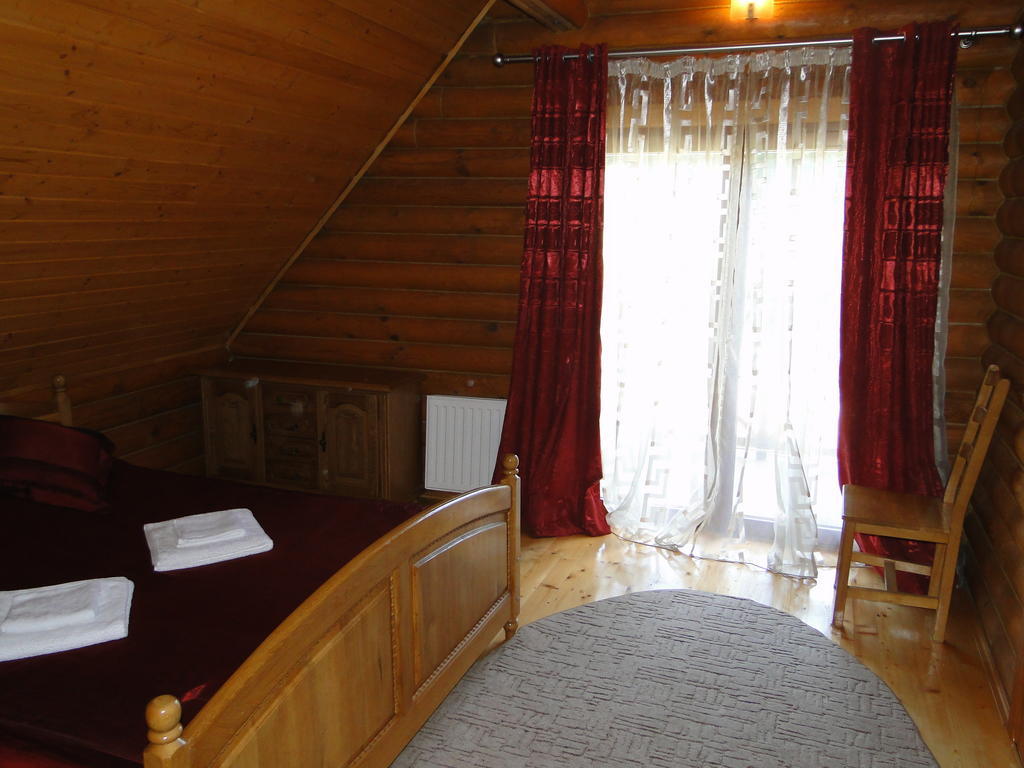 Villa Bilogirya Jaremtsche Zimmer foto